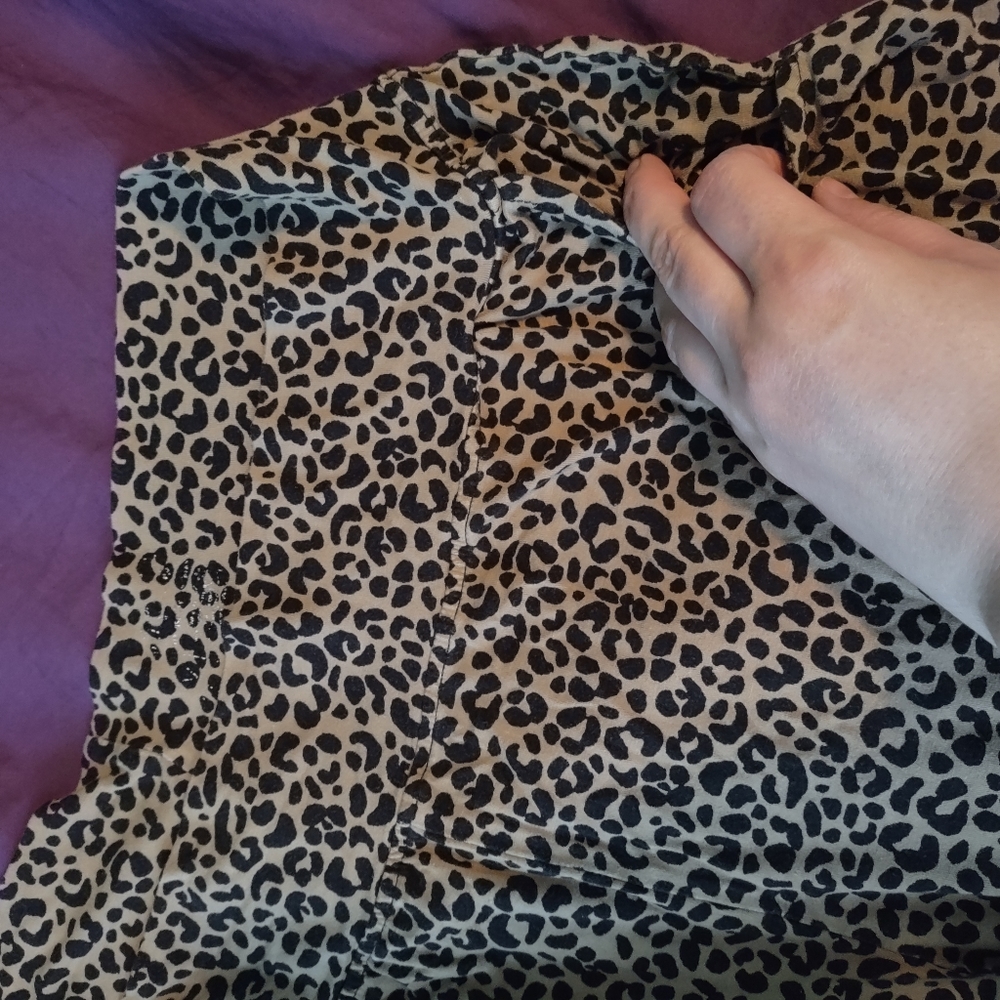 Latched Mama 3x lounge capris